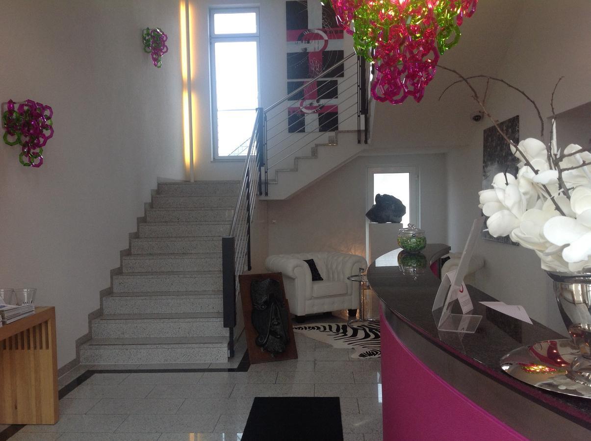 Ressmann'S Residence Kirkel Екстериор снимка